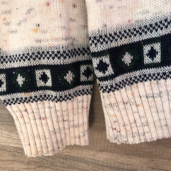 Vintage Italian Wool Knit Loose Fit V-Neck Pullover Sweater Medium - Picture 7 of 10